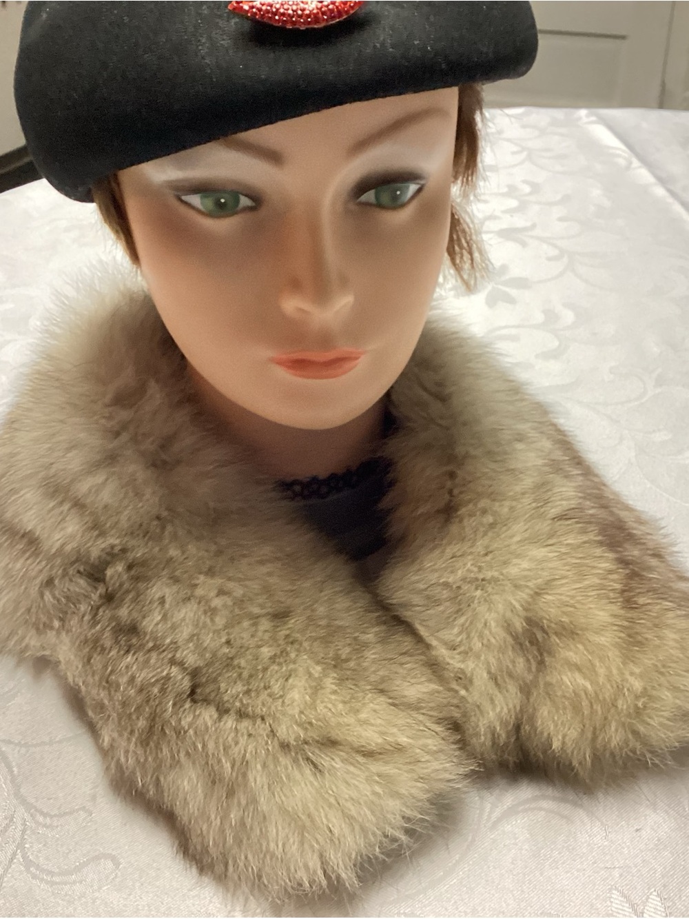 Vintage Women's Fur Collar - Beige Brown